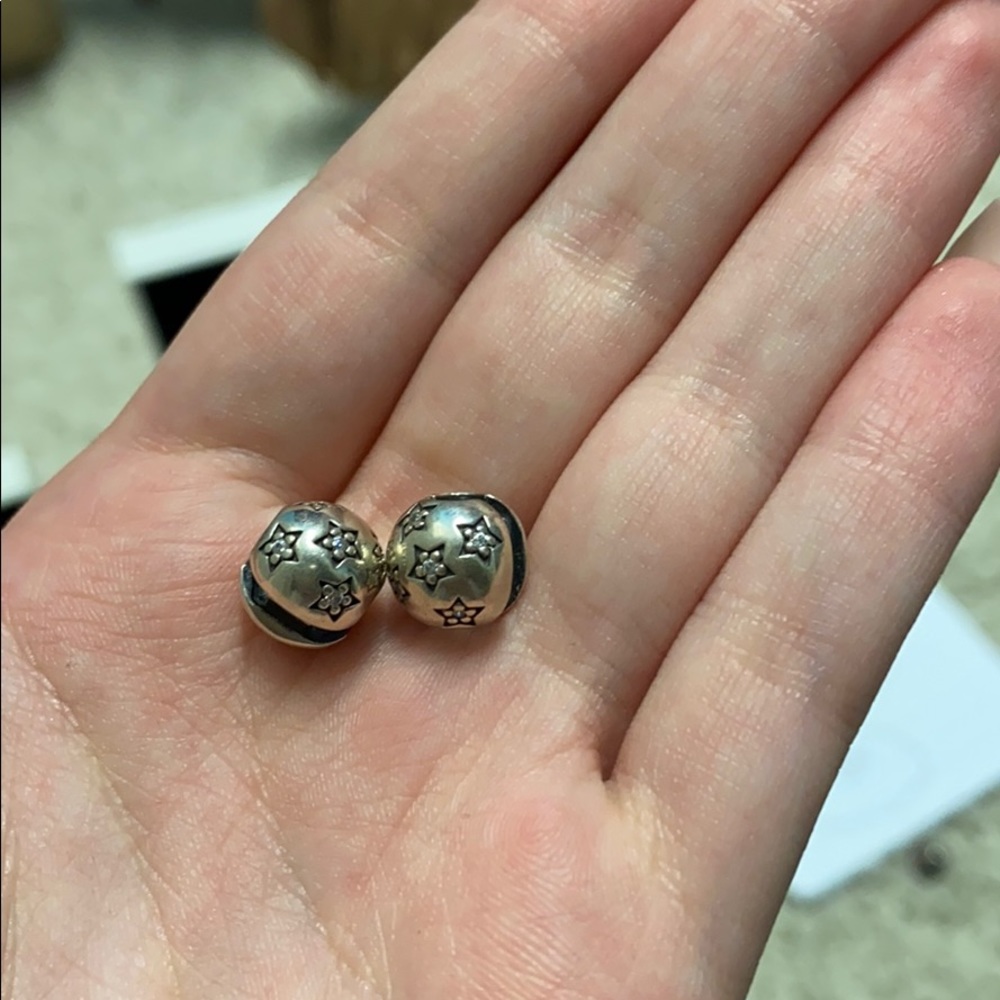 Pandora Charm NO LONGER AVAILABLE